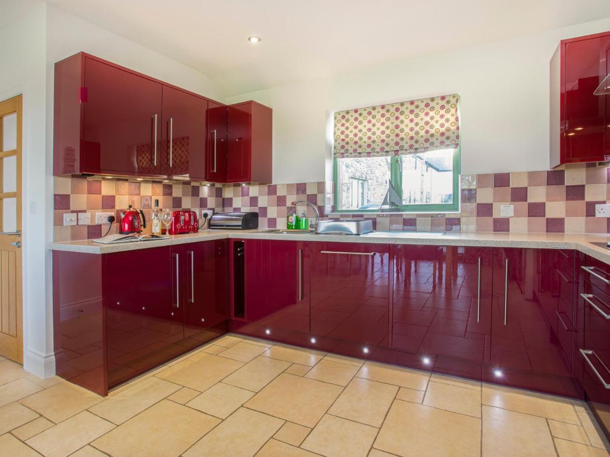 Mynydd Parys Villa Gaerwen Exteriör bild